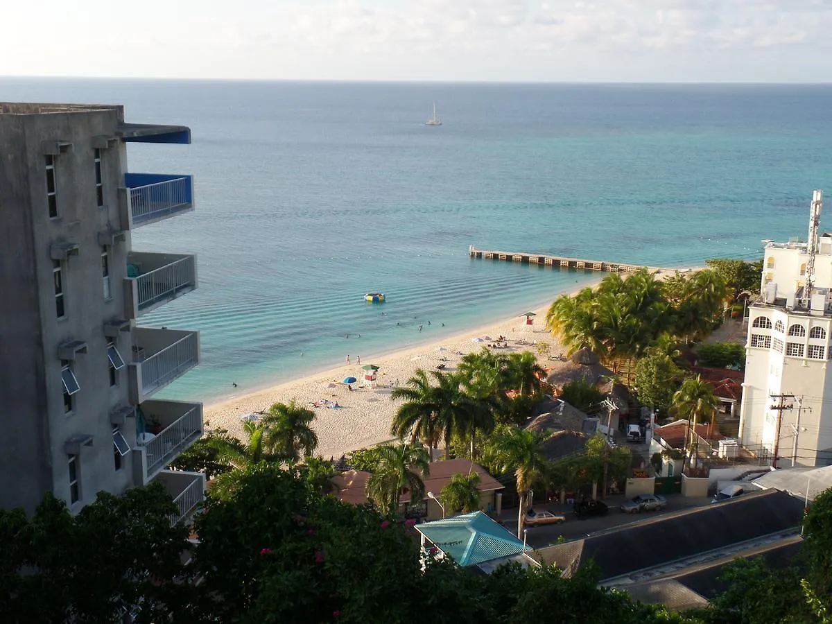 Penthouse Studio @ Montego Bay Club Resort